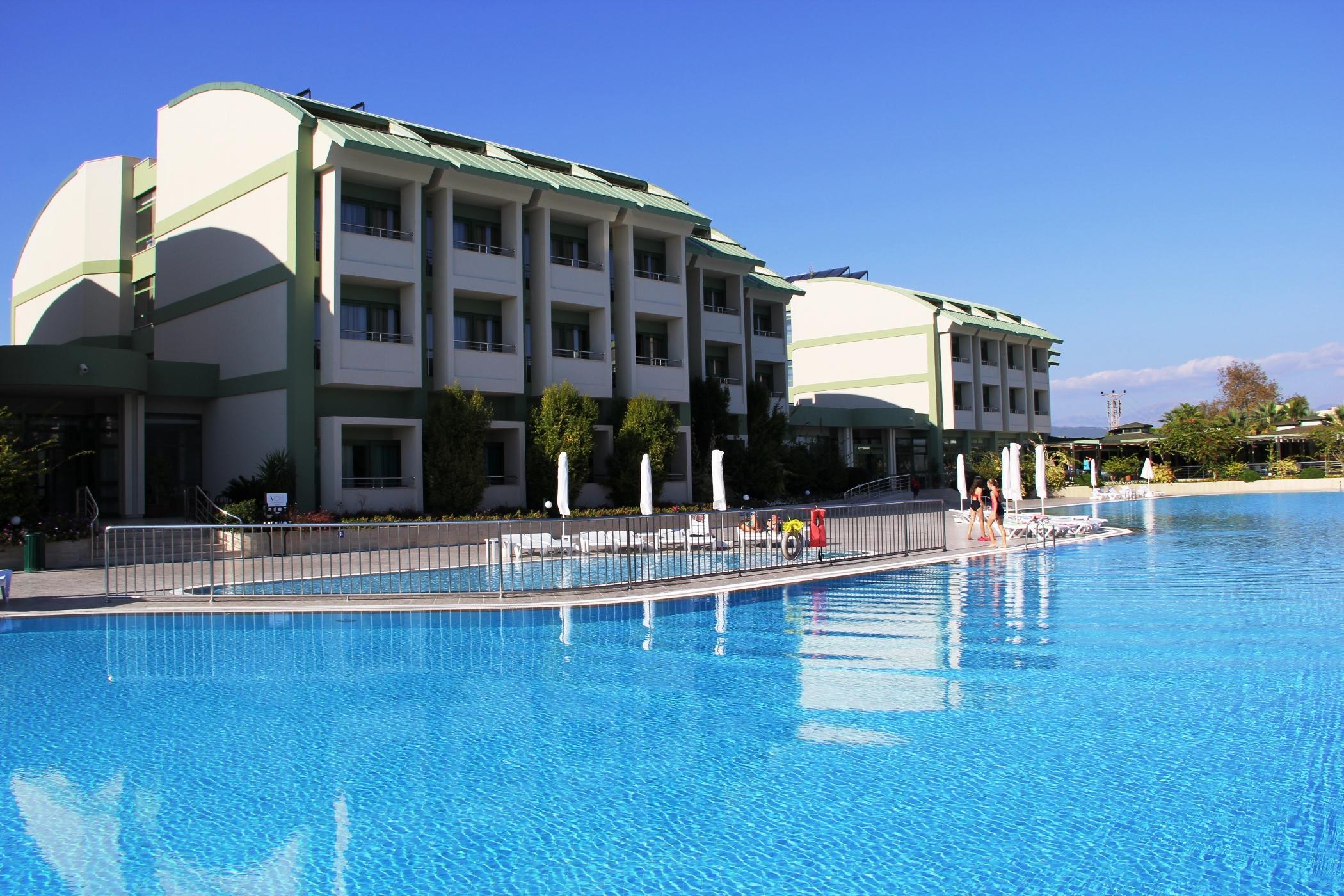 Vonresort Elite & Aqua Side Bagian luar foto