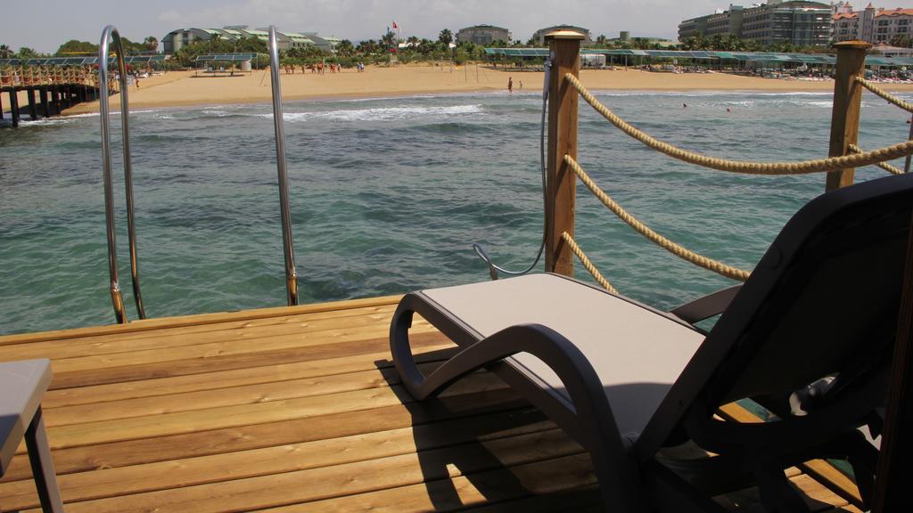 Vonresort Elite & Aqua Side Bagian luar foto
