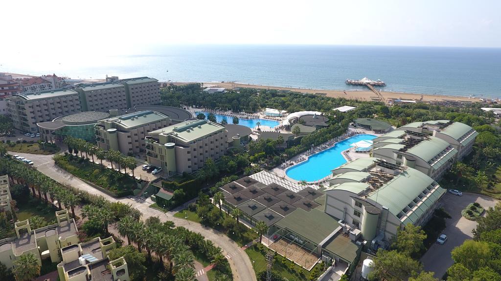 Vonresort Elite & Aqua Side Bagian luar foto